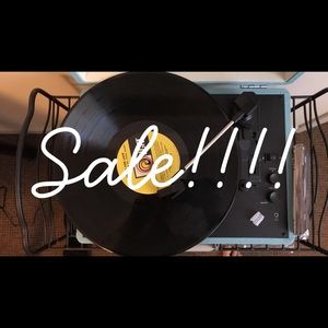 CHECK OUT MY CLOSET!!!!